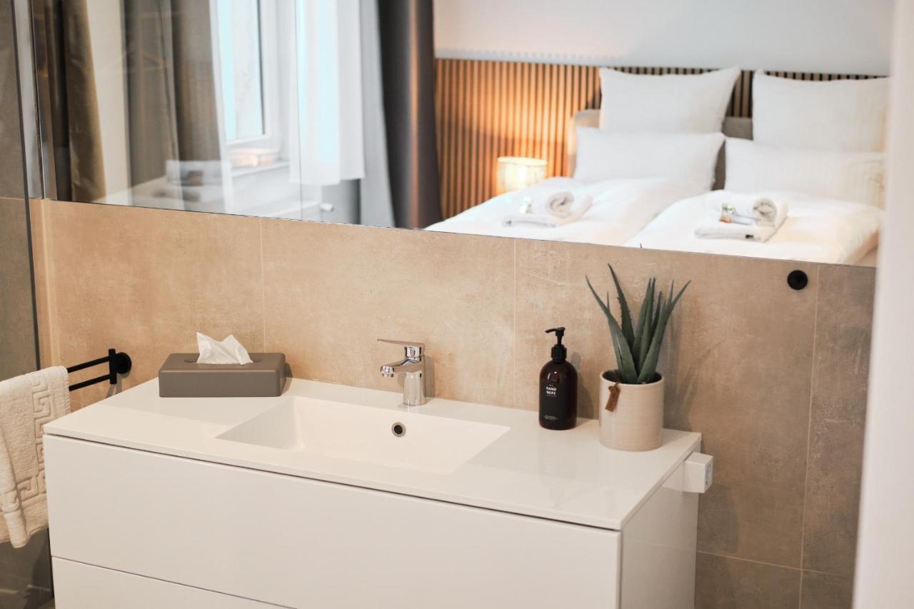 Park Avenue Apartments - Dom Mit Stil - Kueche - Parkplatz - Wlan - 65 Zoll Tv - Netflix 科隆 外观 照片