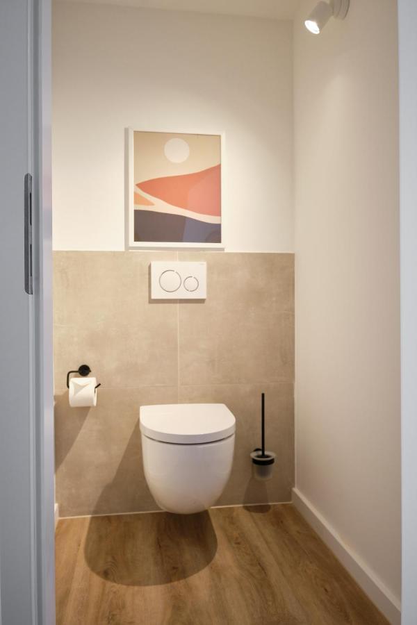 Park Avenue Apartments - Dom Mit Stil - Kueche - Parkplatz - Wlan - 65 Zoll Tv - Netflix 科隆 外观 照片
